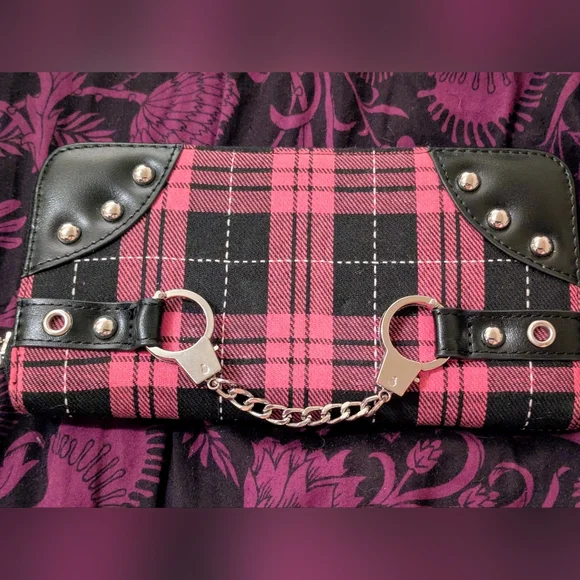 Lost Queen Pink Tartan Handcuff Wallet - Picture 1 of 5